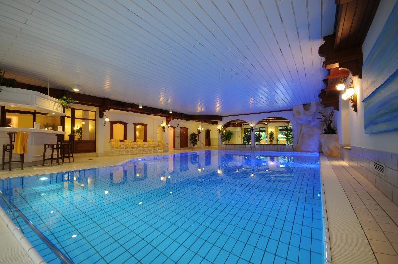 Hotel Celler Tor Bagian luar foto