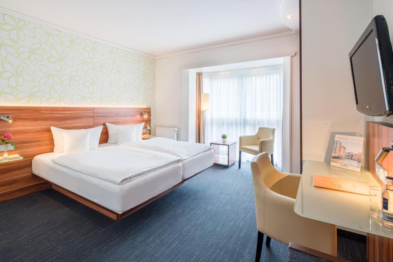 Hotel Celler Tor Bagian luar foto